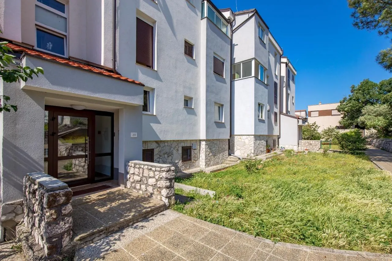Apartment Kvarner View كوسترينا